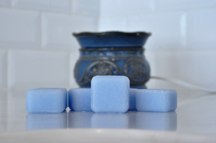 Glade® Clean Linen® Wax Melts