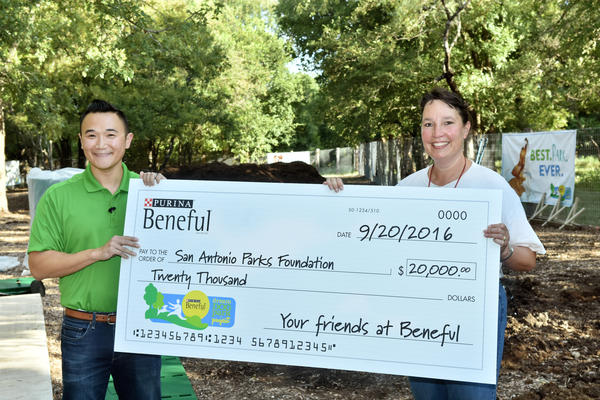 Beneful Dream Dog Park Awards San Antonio Lady Bird Johnson Beneful Dream Dog Park Awards San Antonio Lady Bird Johnson