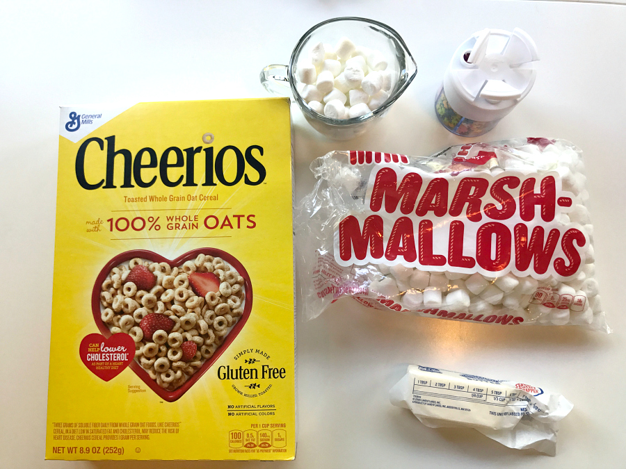 ingredients for Unicorn Snacks Día del Niño Cereal con Cariño Cheerios Treats