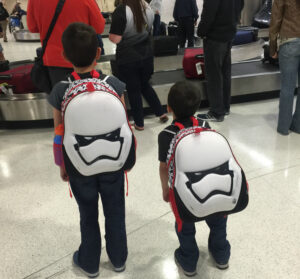 7 Items you need to pack in your kids carry on