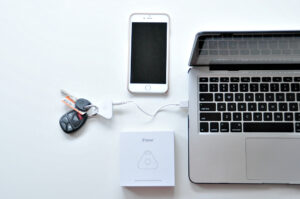 No More Where are my Keys, Phone and Car. iHere smart key finder and selfie remote