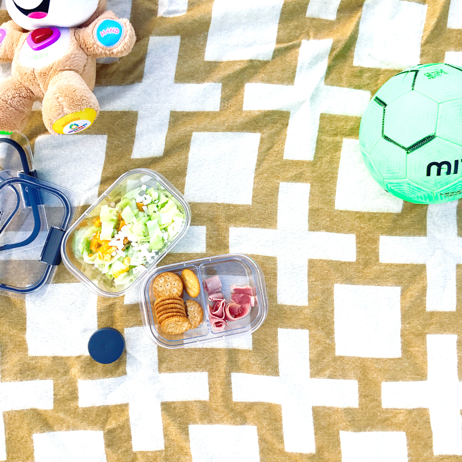 Eating on-the-go with Rubbermaid