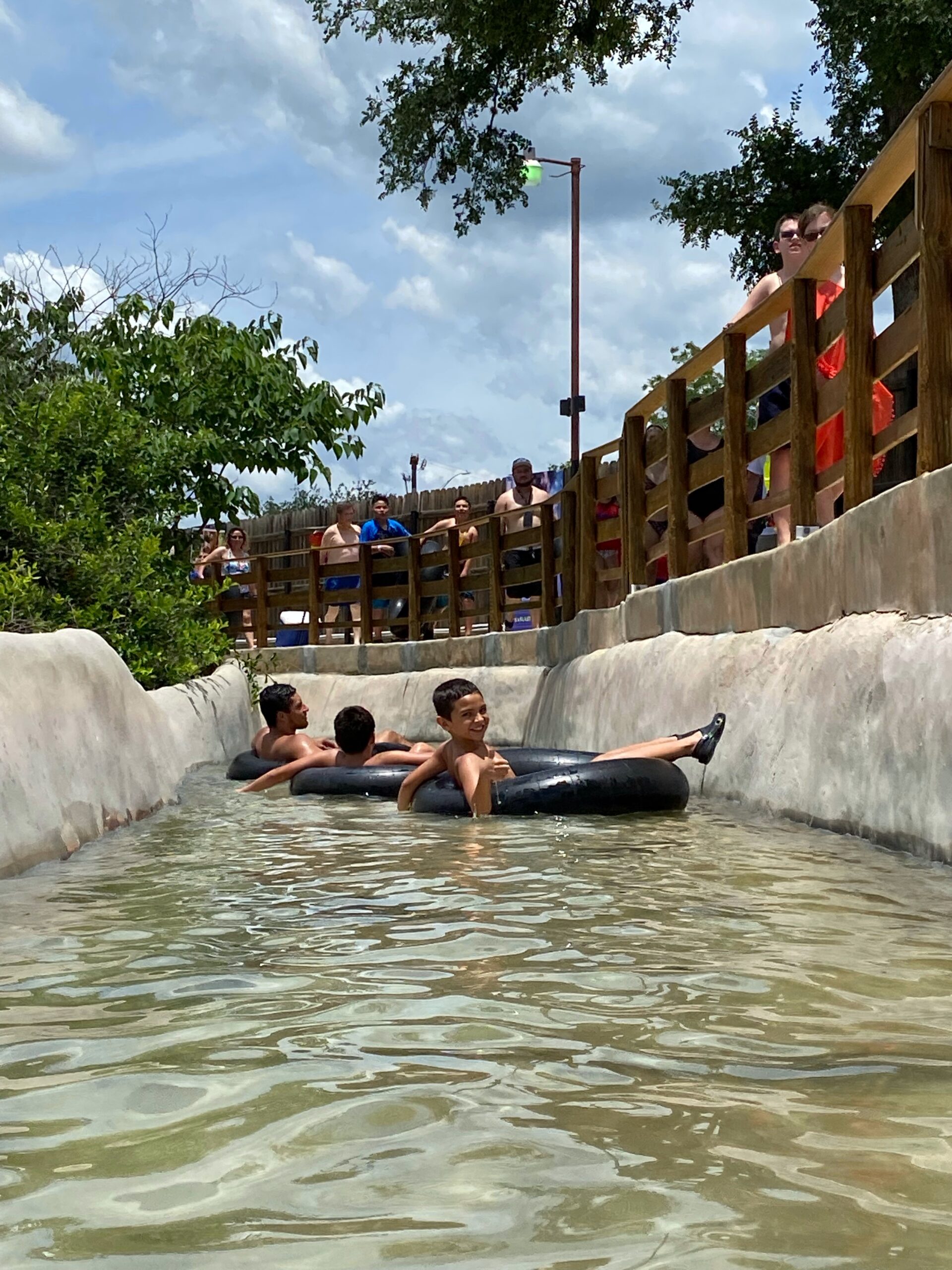 Do you need a schlitterbahn new braunfels season pass?